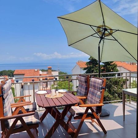 Falcon Mali Losinj Bagian luar foto